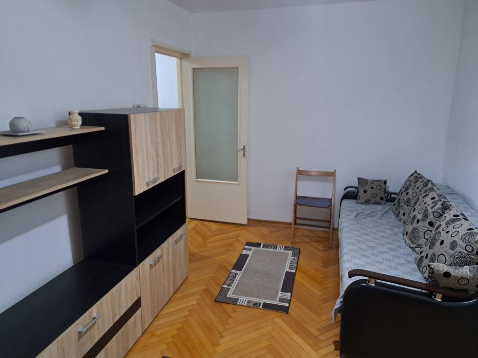 Apartament de inchiriat