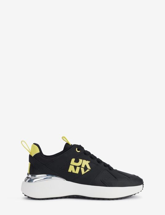 Стильные кроссовки DKNY USA.