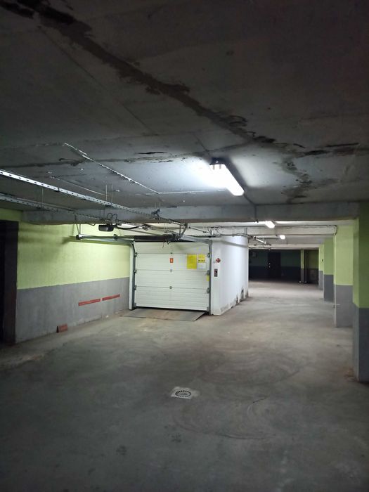 Garaj la subteran in zona intersectiei Obor