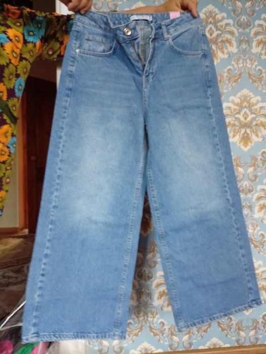 Жана киымдер сатылады