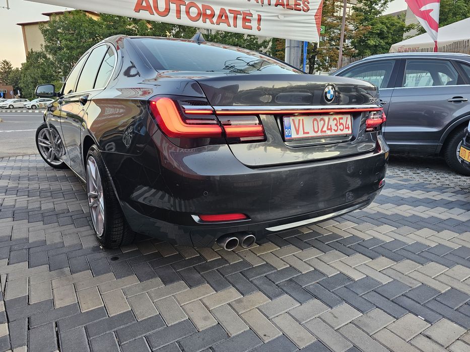 Bmw 730d Long 5 butoane Full options.Rate cu buletinul!