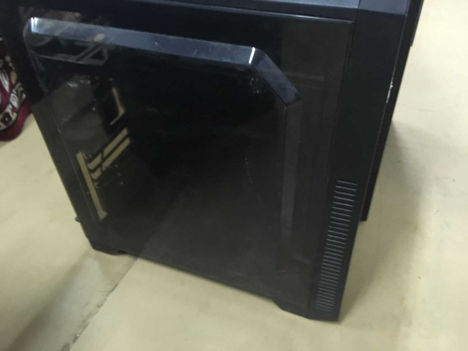 корпус корпуса компьютера пк