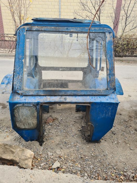 Трактор мтз-80 кабинаси сотилади