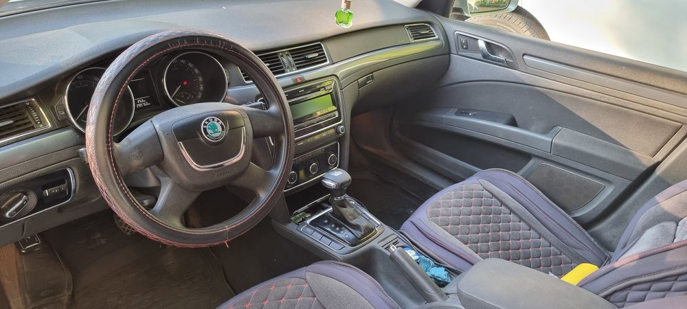 Skoda superb 2012 1.8 tsi