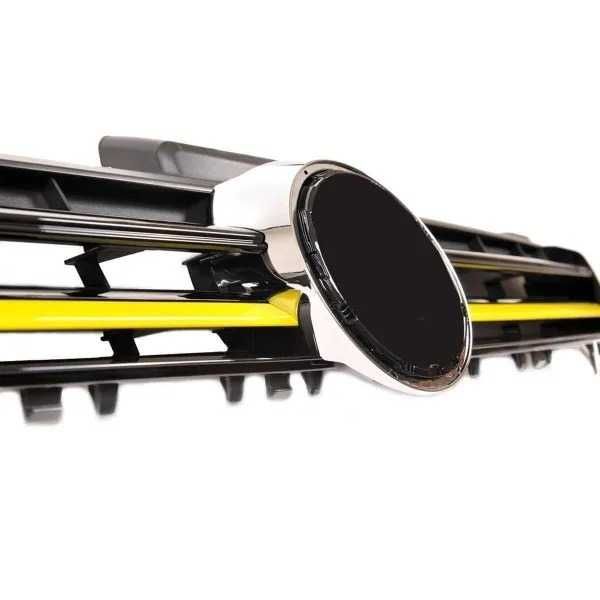 Grila VW Golf 7 cu linie Galbena cu loc emblema + emblema R400
