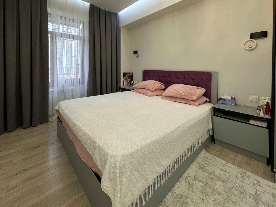 СРОЧНО продается 3-комнатная квартира Юнусабад