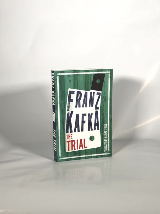 Книги на български/английски език