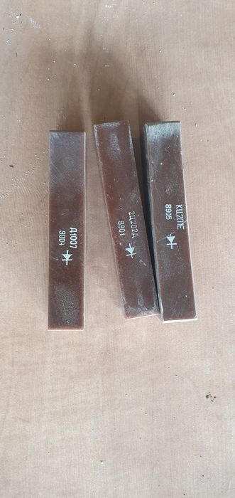 Високоволтен диод Д1007 2Ц202Д КЦ201Е