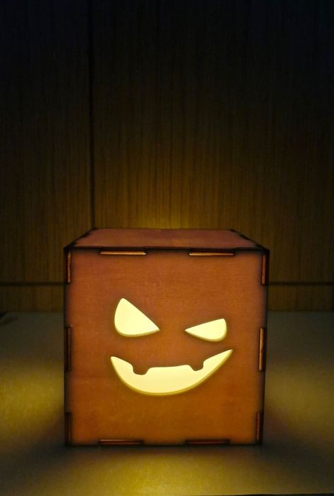 Lampa Halloween pe baterii