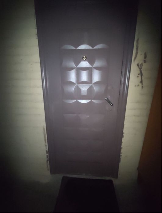 Трёхкомнатная квартира, 1-микрорайон 3 этаж. 30 000$ - ОКОНЧАТЕЛЬНО!