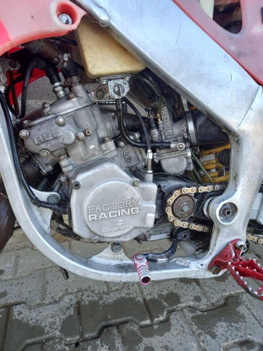 125cc power 2t  piston,  biela. Discuri. Ambreiaj  au 70 ore.