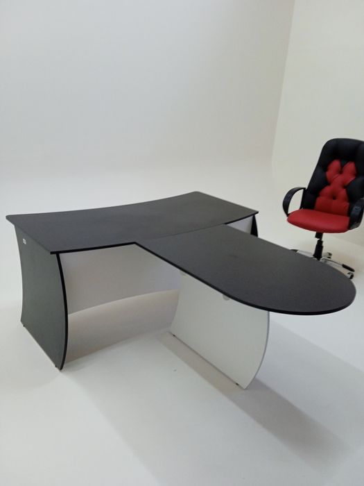 Стол руководителя