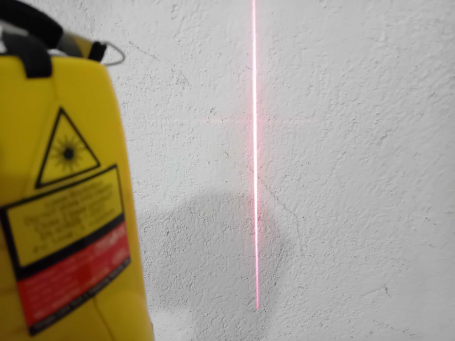 Лазер с стойка - Inventek