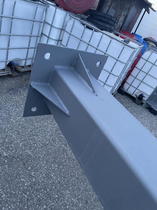 Продавам метално хале 9 широчина, 20 дължина, 4 височина.