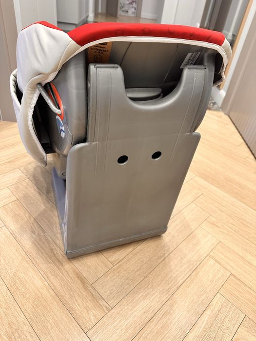 Детское кресло Chicco