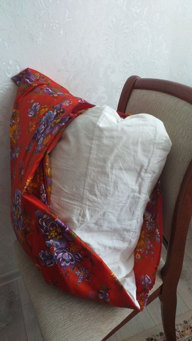 Подушки перьевые 5000 тг