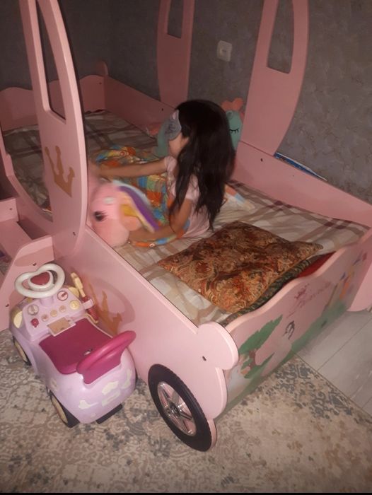 Кровать карета для принцесс