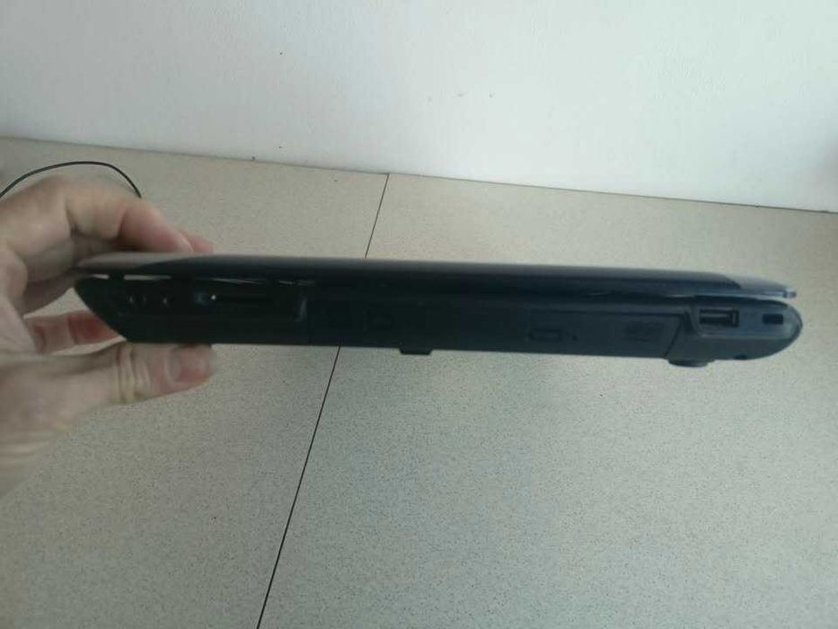 Laptop Medion P6620 display 15,6 procesor I3-M350 ram8g Nvidia HDD500g