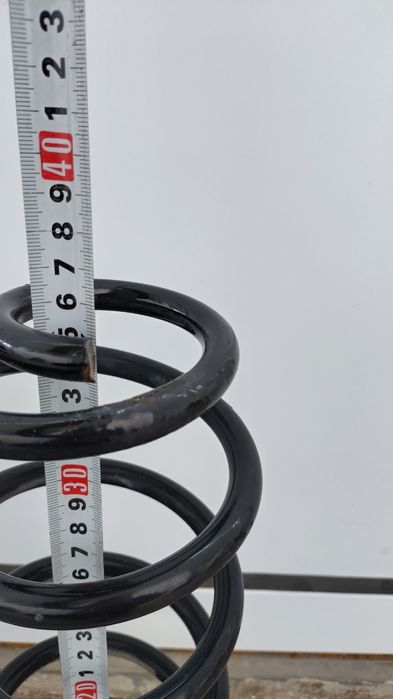 Пружини за Пасат комби б7