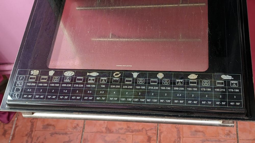 Продам духовую печь