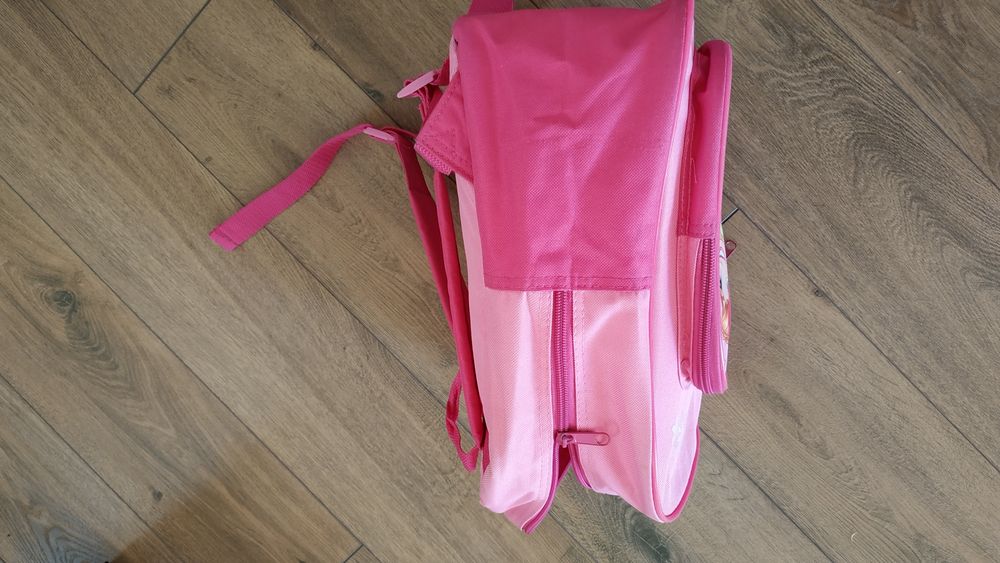 Детска раница - като нова