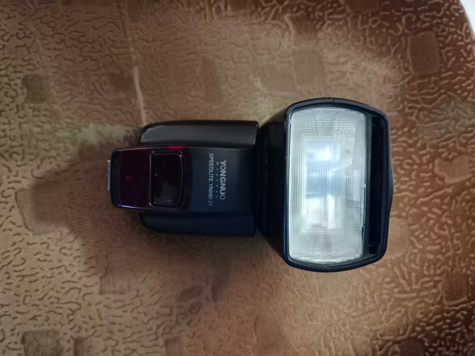 Фотовспышка yongnou 4