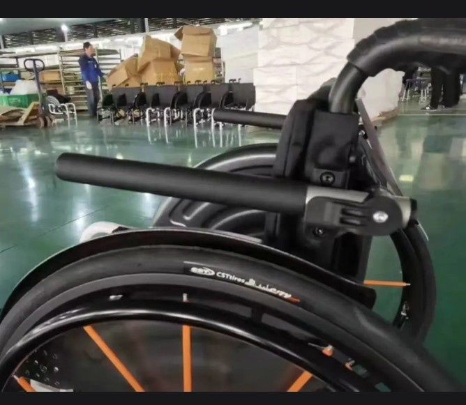 Подлокотники для инвалидной коляски