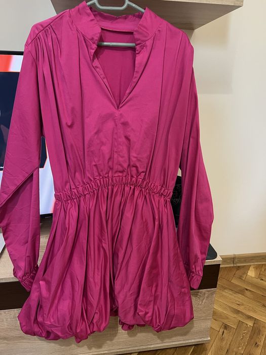 Рокля Evis уникална като модел и цвят