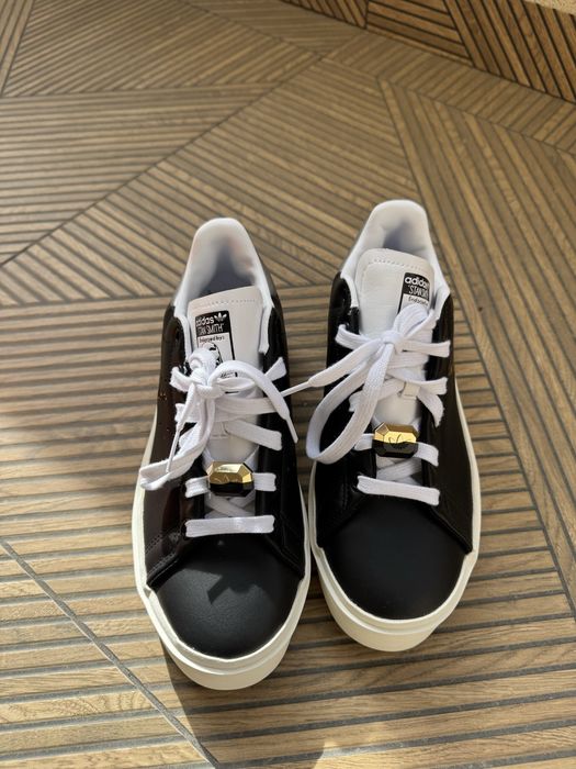 Дамски маратонки Adidas Stan Smith