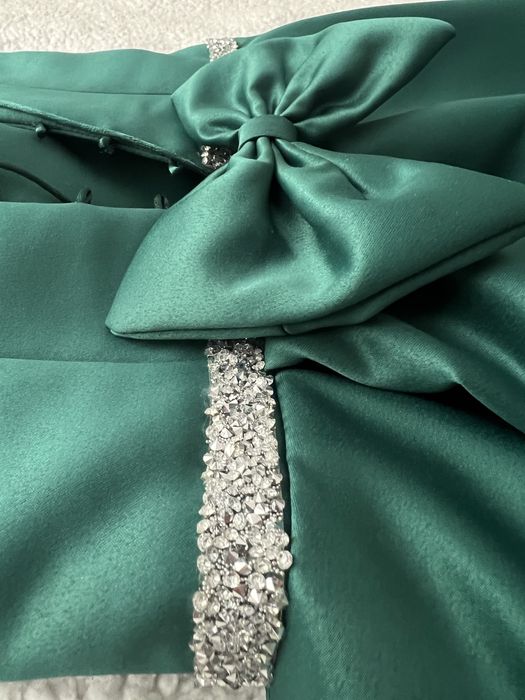 Официална рокля