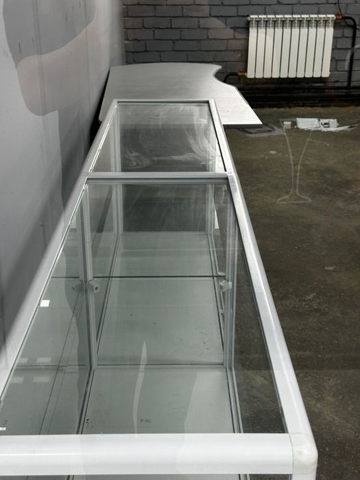 Продам Витрины срочно