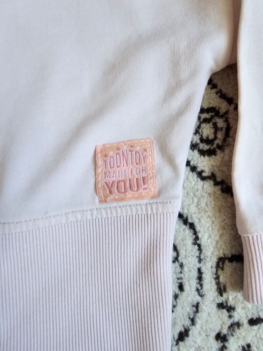 Продам костюмчик-двойку для девочек