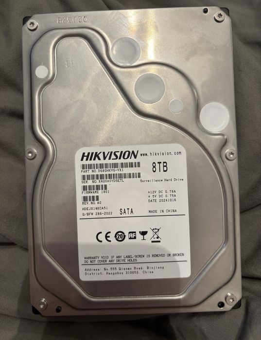 жёсткий диск Hikvision 8TB