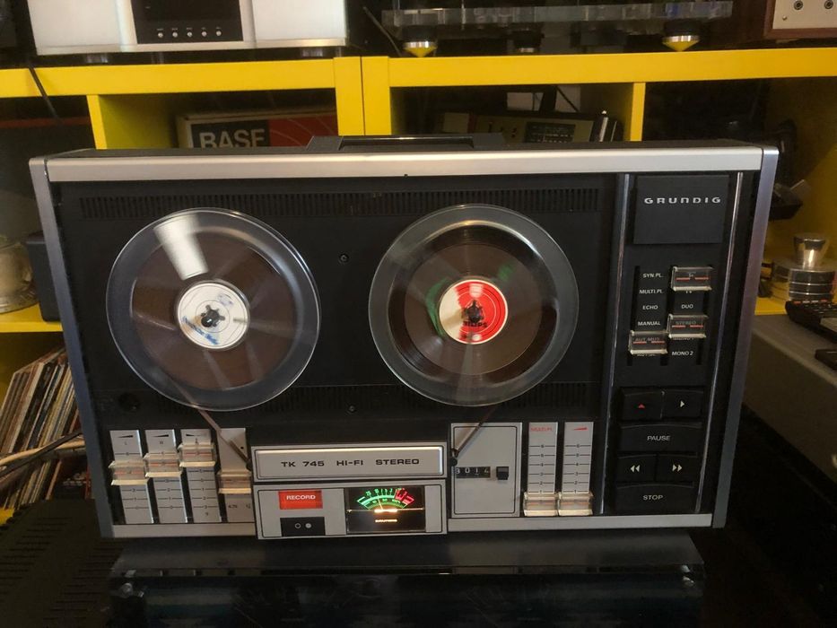 Magnetofon Grundig TK 745