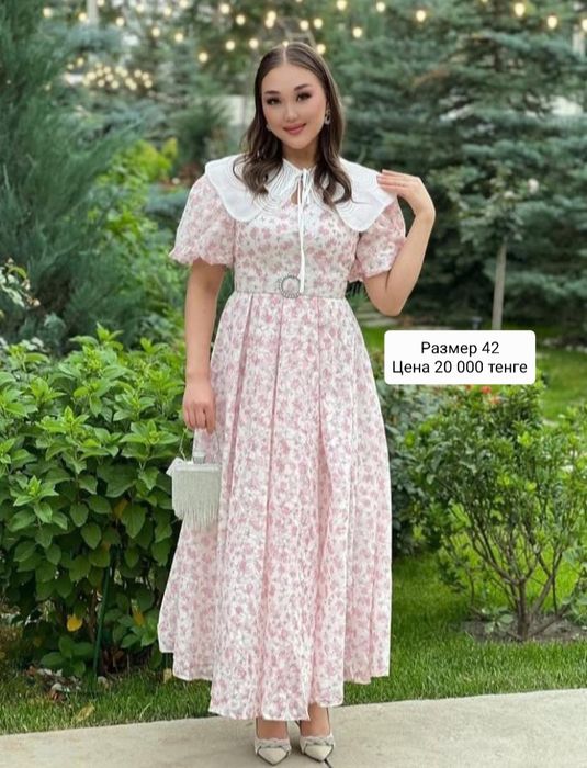 Продам платья и костюм
