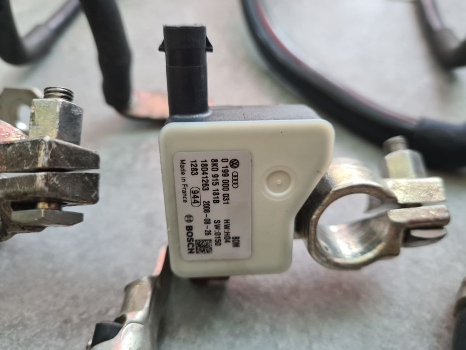 Borna baterie Audi A4 B8 A5/Borna Passat B7 CC B6