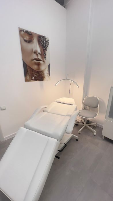 Pat cosmetică hidraulic alb