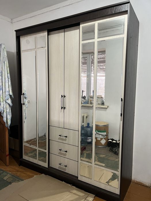 Продам шкаф для прихожей!