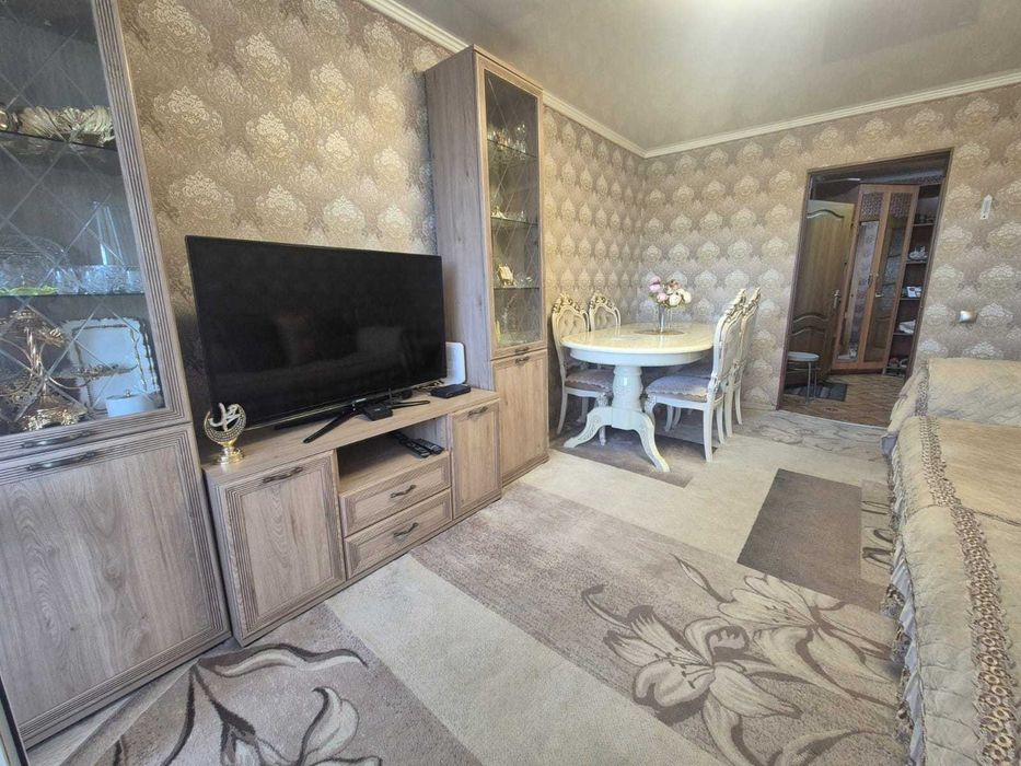 Продам 3 комнатную квартиру