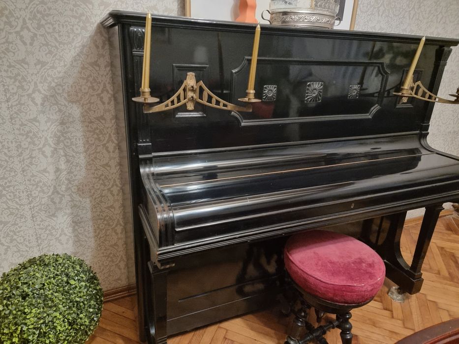 Pianina  SCHIEDMAYER Pianofortefabrik Stuttgart