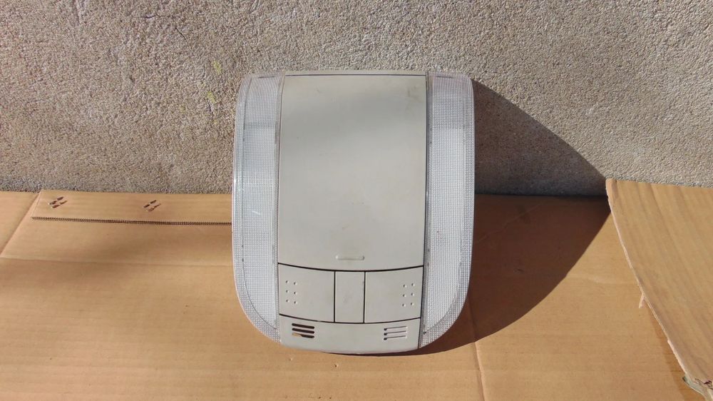 Plafoniera Toyota Auris an 2006-2012 cod 81260-02100B0