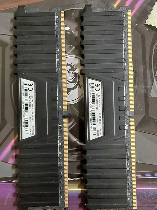 16GB DDR4 3000Mhz - RAM памет