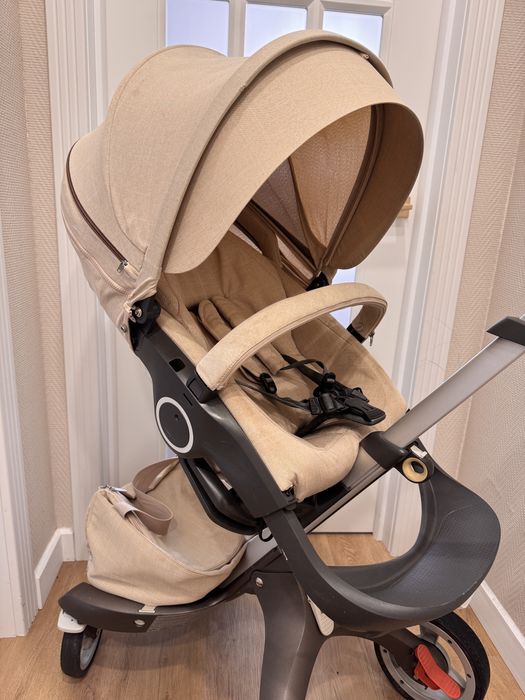 Коляска ищет нового хозяина!