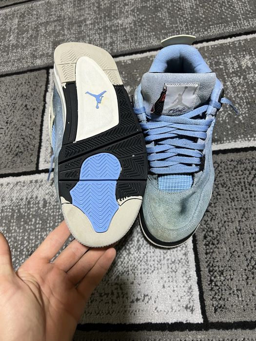 Jordan 4 university blue