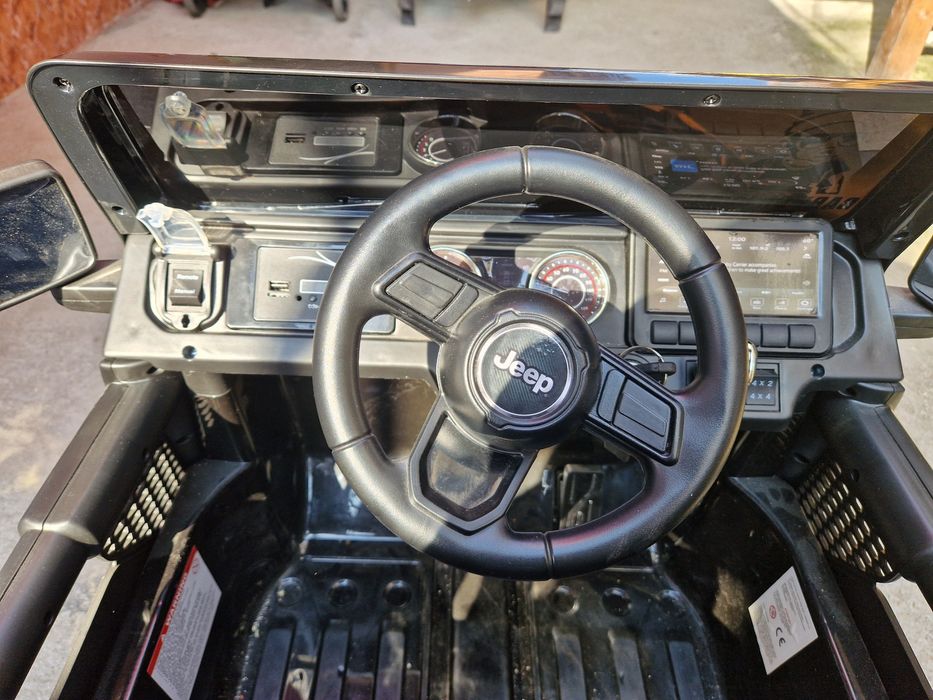 Masinuta electrica 4x4 Premier Jeep Wrangler Rubicon, 12V, pentru copi