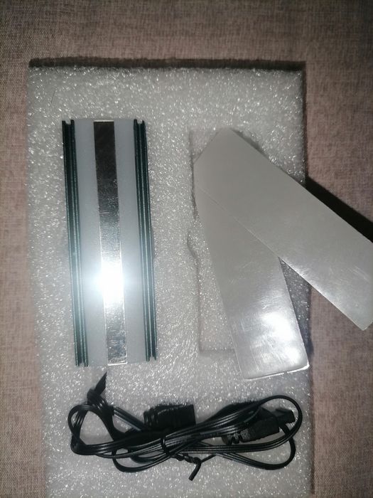 5V 3pin ARGB охладител за NVME SSD