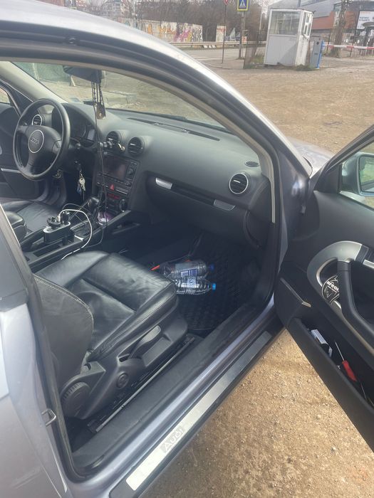 Продавам Ауди 3 140 к.2005г