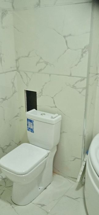 Новастройка 3 хона 8 этаж Вокзалда жойлашган.Агентство