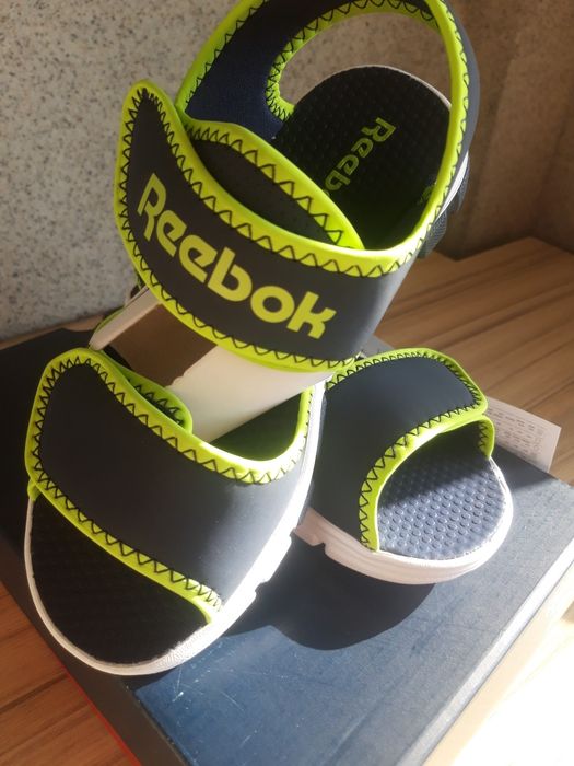 Сандали Reebok неопрен