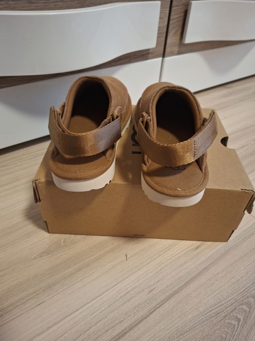 Vand pantofi Ugg nr:35.